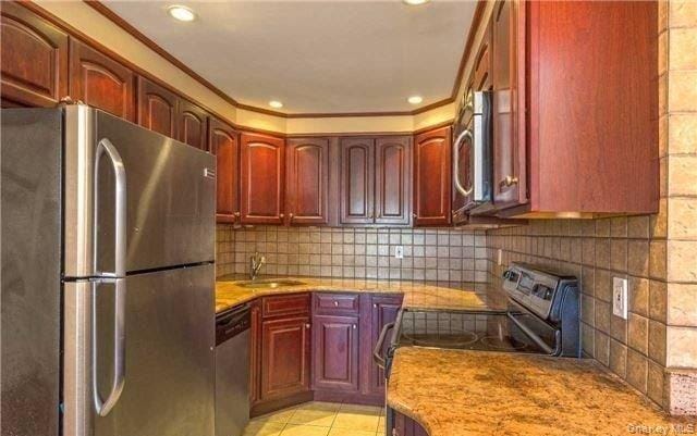 Photo - 185 W Park Ave Unit 205