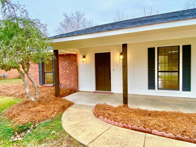 Photo - 2102 Fillmore Dr