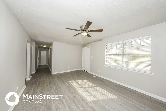 Photo - 617 Princess Ln