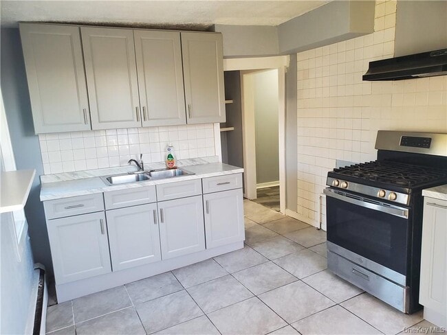 Photo - 76 State St Unidad 10