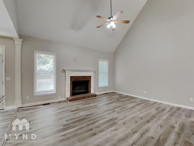 Photo - 1522 Graves Rd