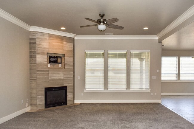 2369 Delle Celle Dr