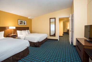 Photo - 235 Elm St Unit 2