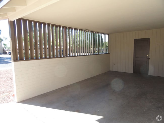 Building Photo - 1026 E Highland Ave Rental