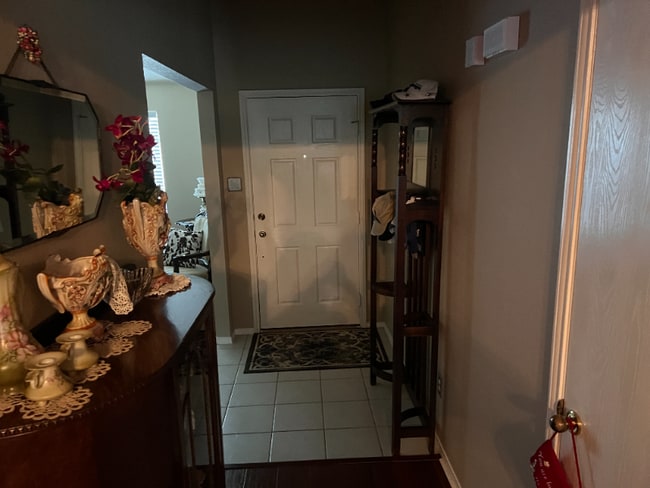 Photo - 335 Mesquite Hill Dr