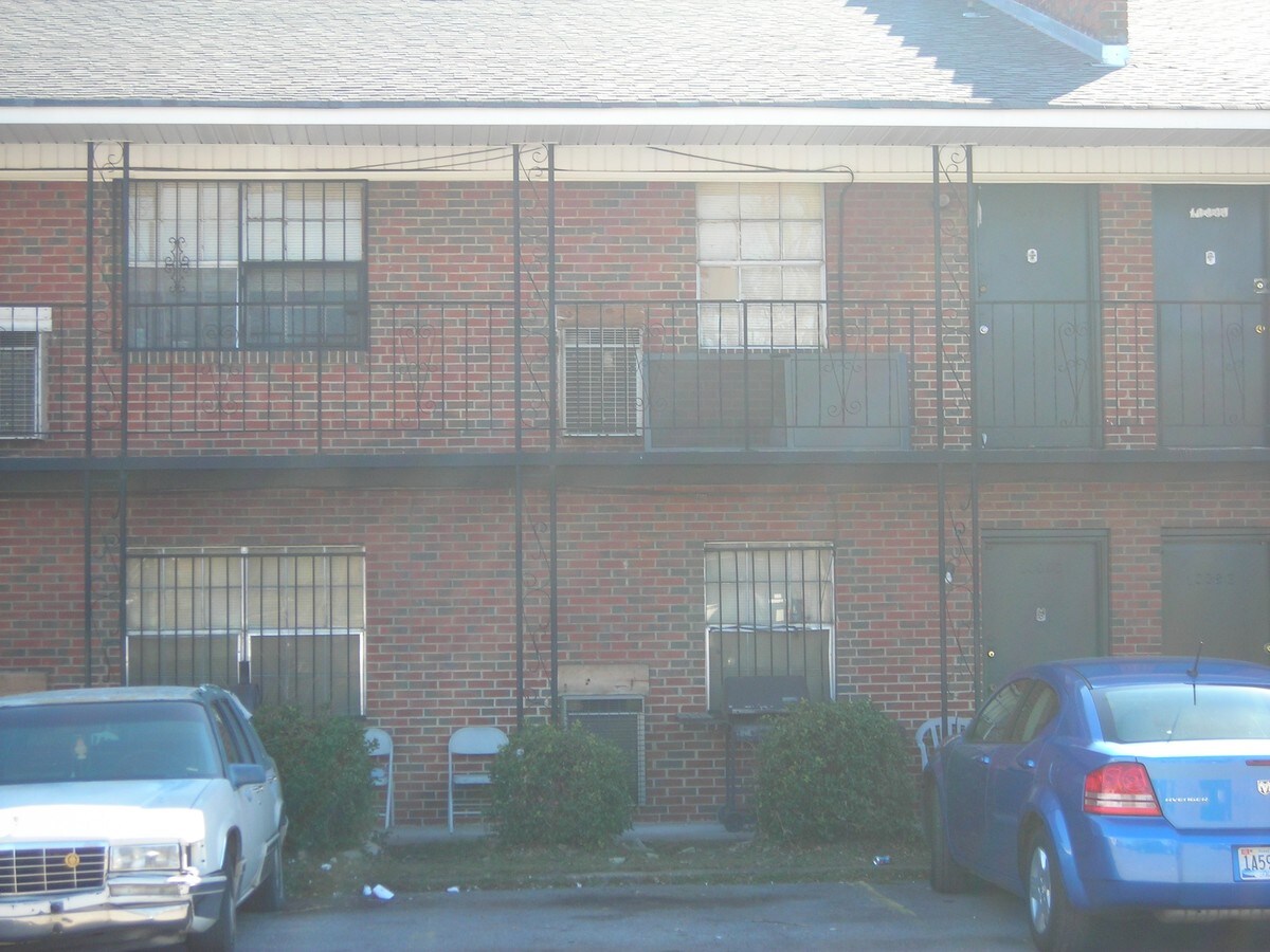 Photo - Renro Apartments