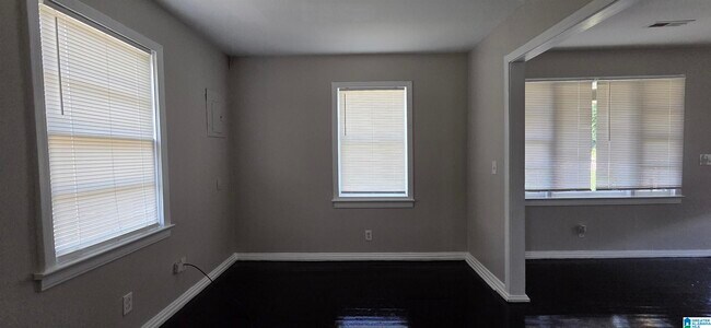 Photo - 2513 18th Ave N