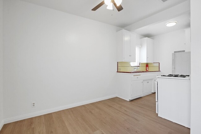 Photo - 422 Hill St Unit 10