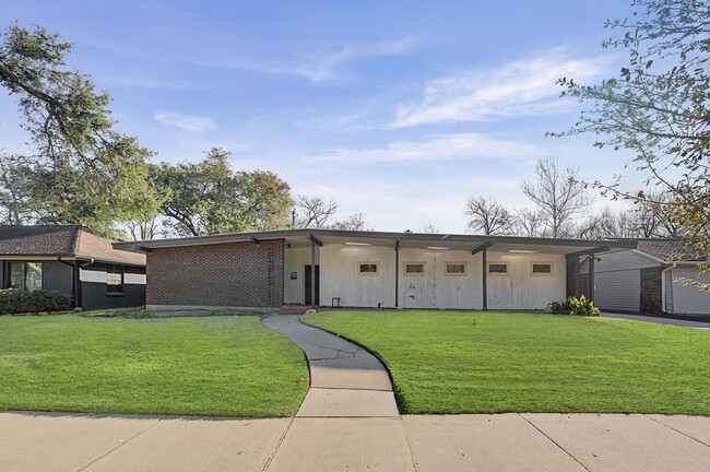 Building Photo - 9107 Timberside Dr