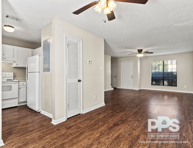 Photo - Peachtree Crossings Apartments