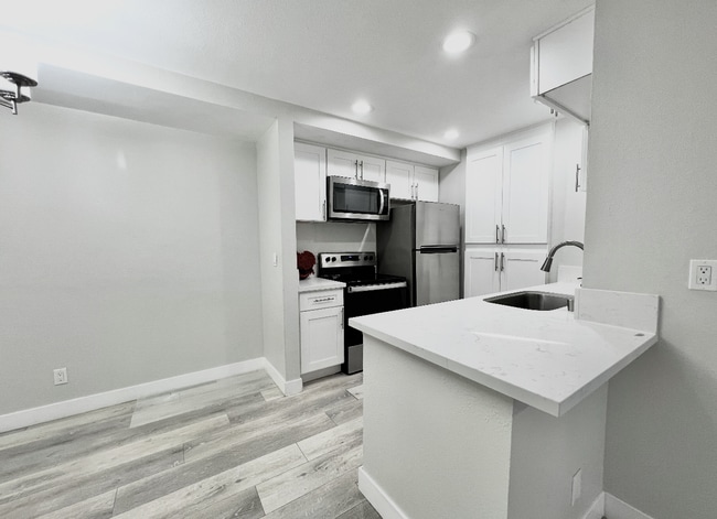 Photo - 806 Coriander Dr