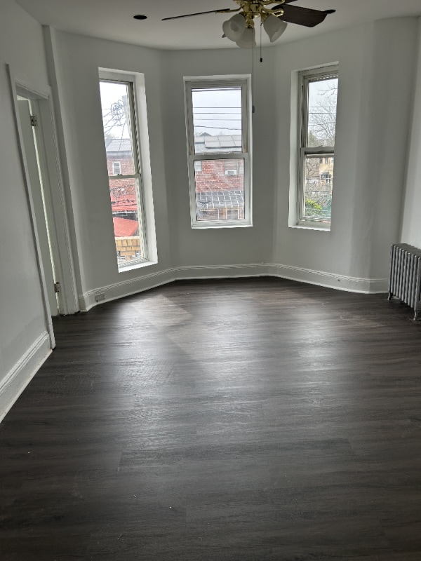 Building Photo - 531 Ashford St Rental