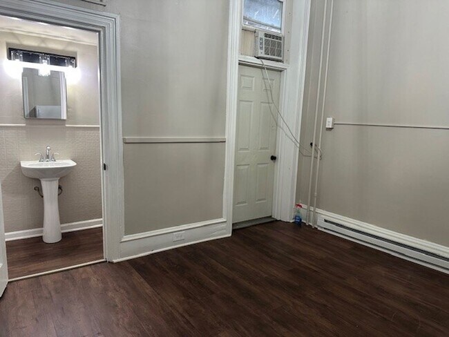 1209 N 2nd St Unit 2