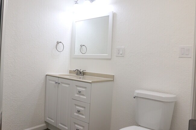 Photo - 50 Redtail Ct