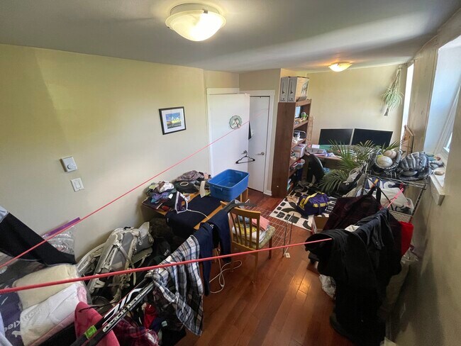 Photo - 614 Victoria St Unit 8