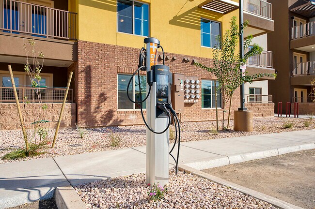 Centerline on Glendale Phase II