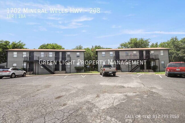 Photo - 1702 Mineral Wells Hwy Unit 208