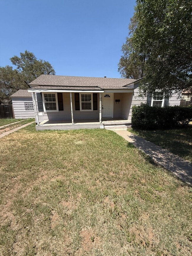 Available NOW! - Available NOW! House