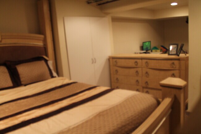 Photo - 2216 Georges Ln