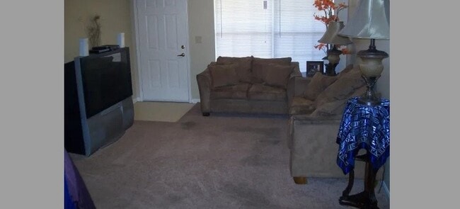 Photo - 1900 Snows Mill Ave