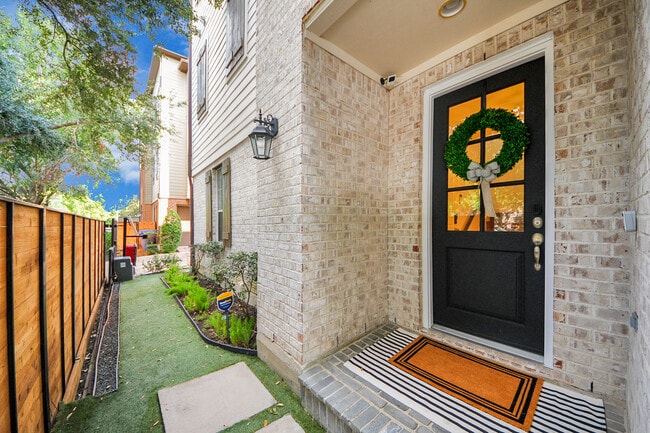 A charming welcome sets the tone for refined living. - 620 Rutland St Unit 620 Rutland # A