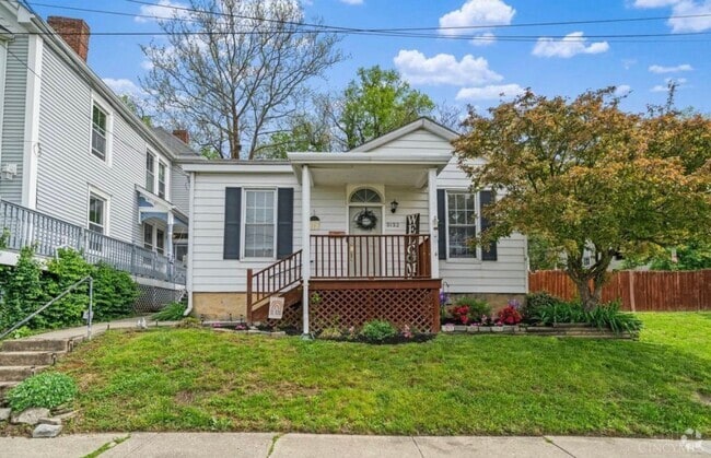 Building Photo - Cute bungalow for rent Columbia Tusculum Rental