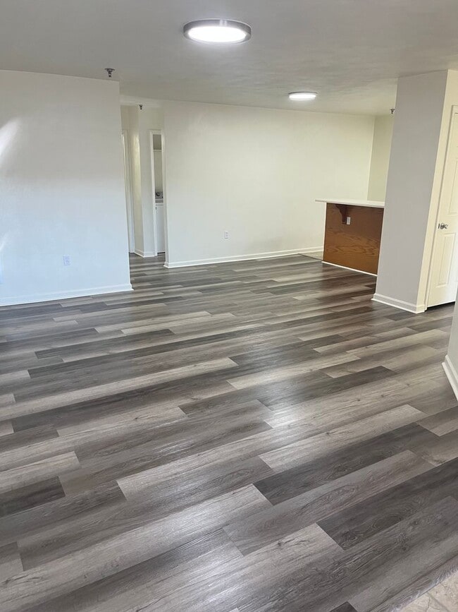 Photo - 4 Bedroom 2 Bathroom Top Floor Unidad 24