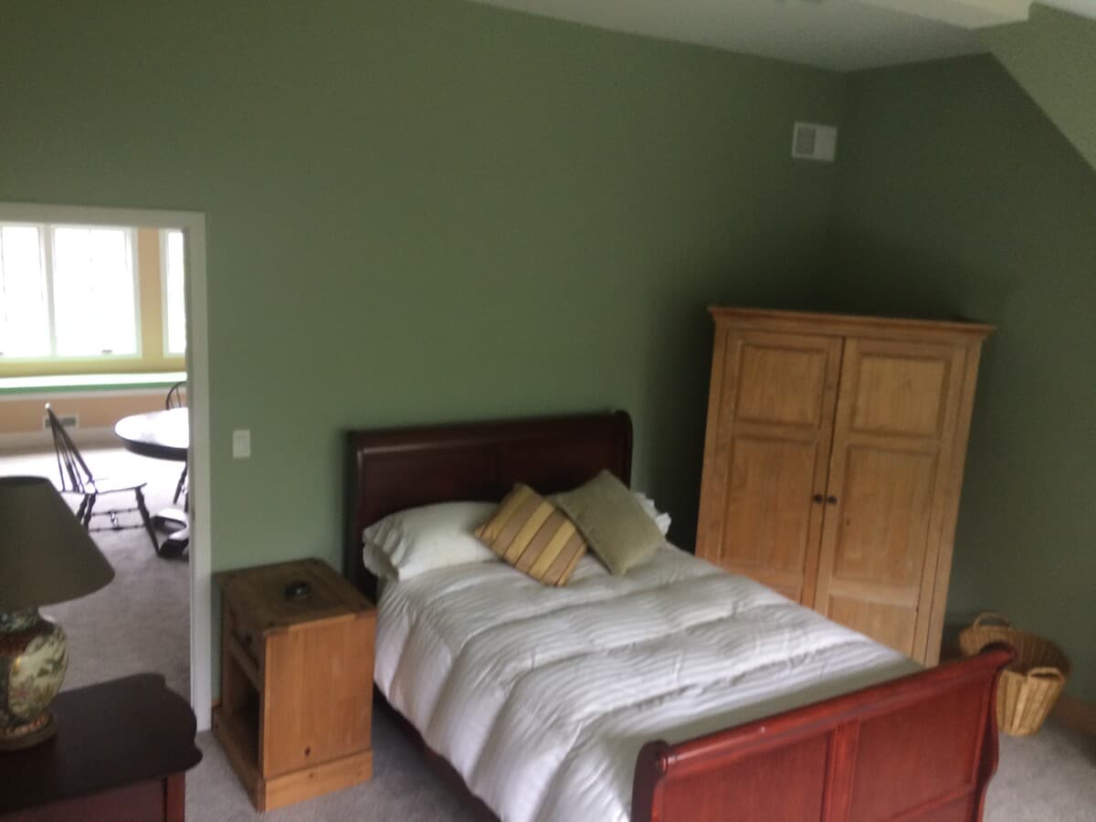 master - 244 Eaton St Unit 1