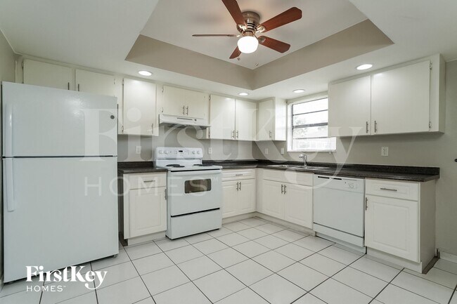 Photo - 2603 NE 4th Ave