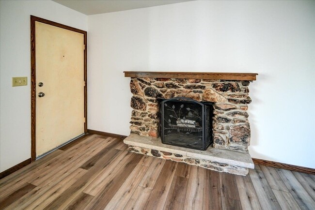 Photo - 6715 Century Ave