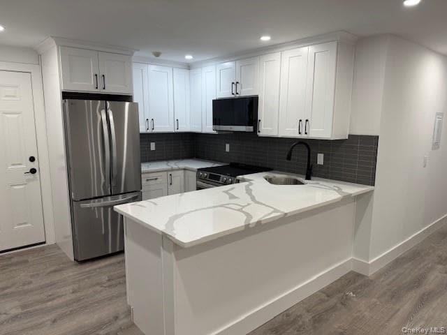 Building Photo - 19 Bellport Ln Unit 1