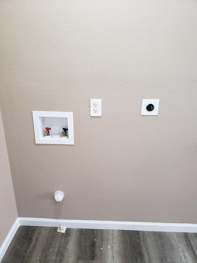 Photo - Newly Remodeled 2 bed, 1 bath