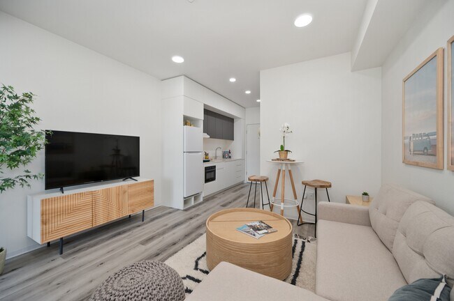 Building Photo - 3167 Market Rental