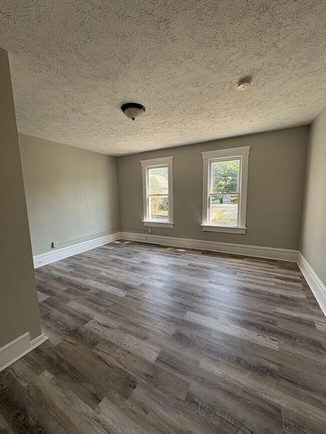 Photo - 656 Kling St Unidad B