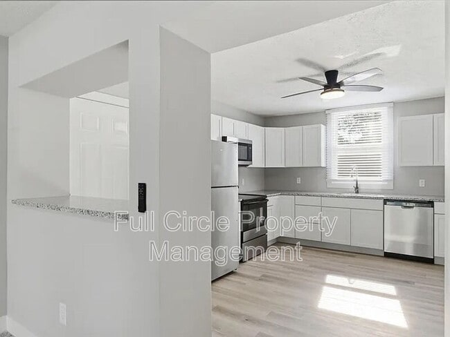 Photo - 504 Harris St