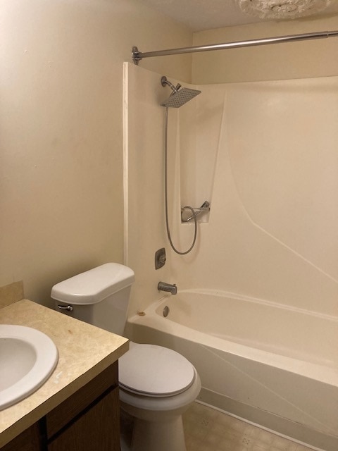 Photo - 643 Kennedy Dr Unit 3