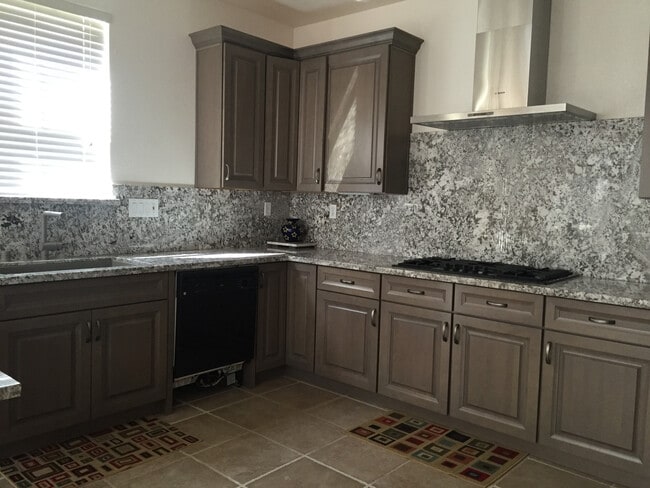 Photo - Model-Like Home in Folsom’s Premier Parkway Community
