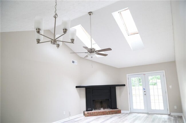 Photo - 5141 Farm Pl Dr NE