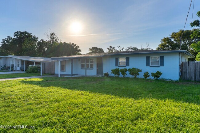 Photo - 442 Ameca Ave