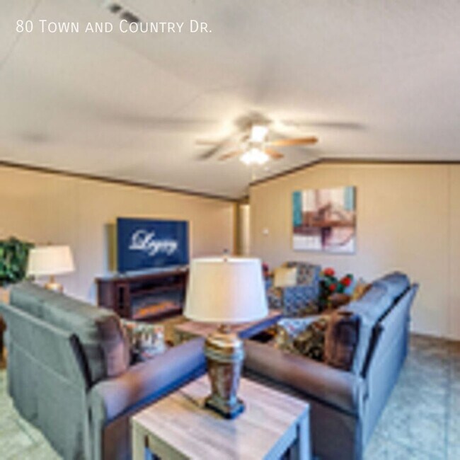 Photo - 80 Town and Country Dr