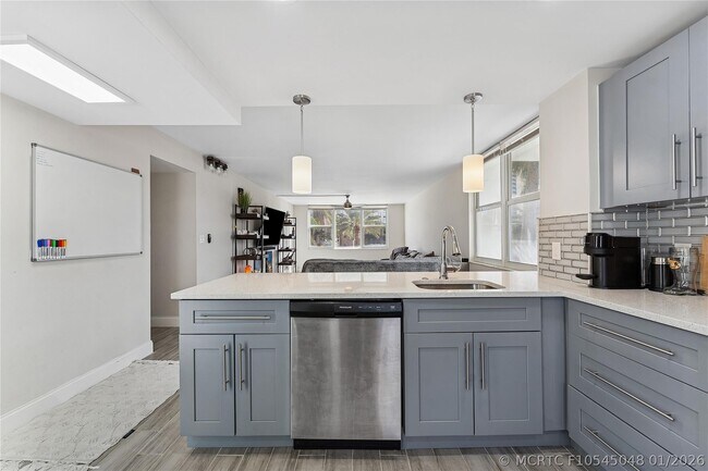 Photo - 201 N Ocean Blvd Unit 208