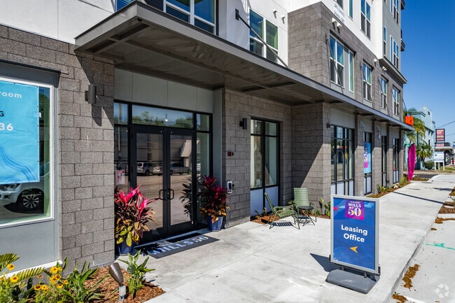 1647 E Colonial Dr Orlando, FL 32803 - Evergreen Mills 50