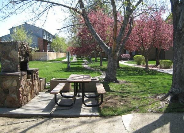 Photo - 3009 Madison Ave