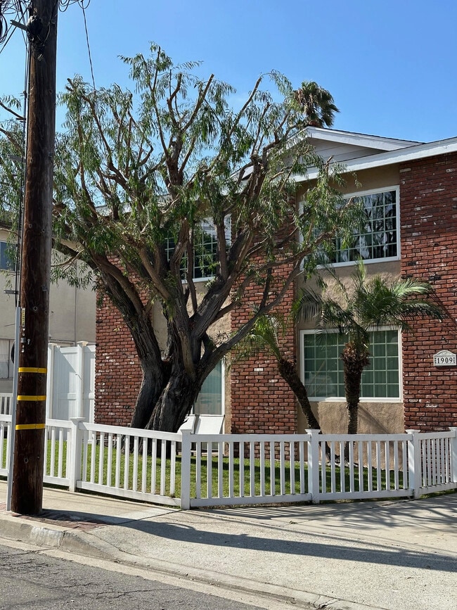 Photo - 1909 Bataan Rd Unidad A