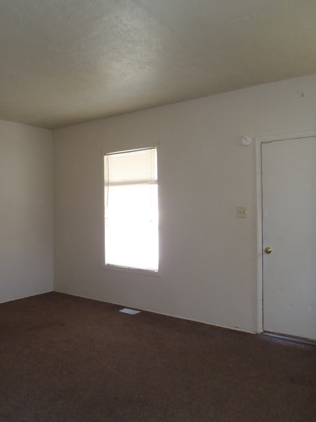 Photo - 708 McDonald St