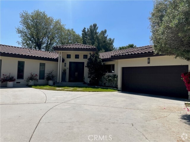 Building Photo - 16772 Knollwood Dr Rental