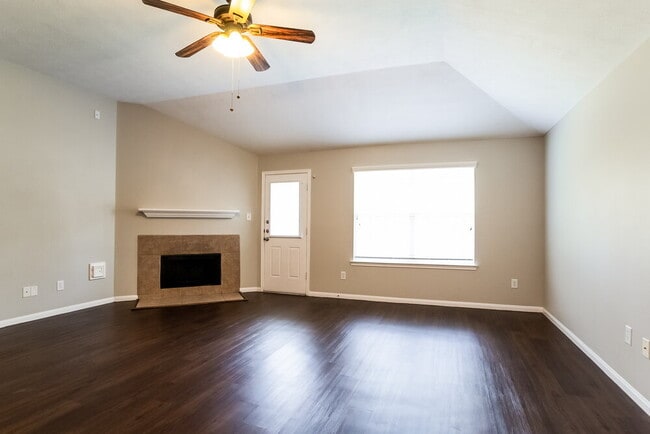 Photo - 18411 Atascocita Meadows Dr