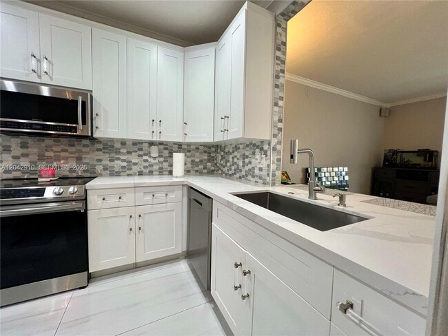 Photo - 8917 NW 54th St