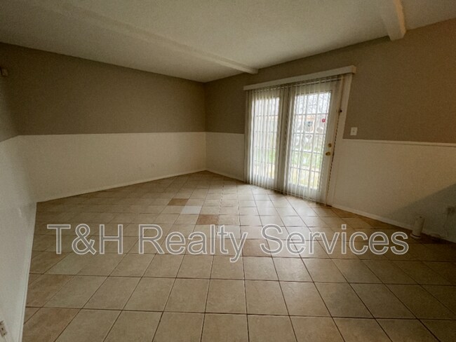 Photo - 9466 Burrwood Cir