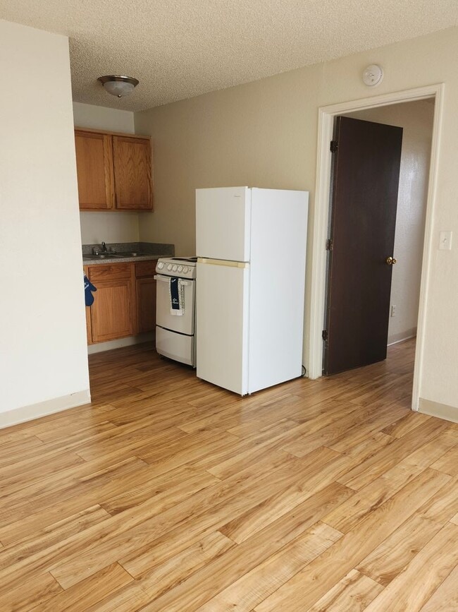 Photo - Jerrie Street Apartments